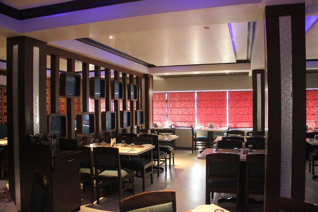 היידראבד Oyo 13494 Hotel Nakshatra Inn מראה חיצוני תמונה