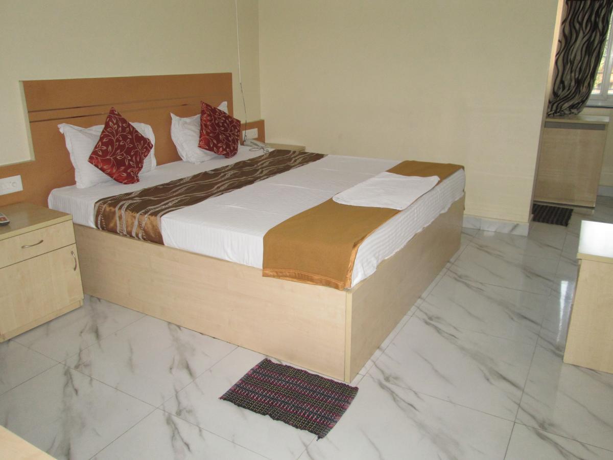 היידראבד Oyo 13494 Hotel Nakshatra Inn מראה חיצוני תמונה