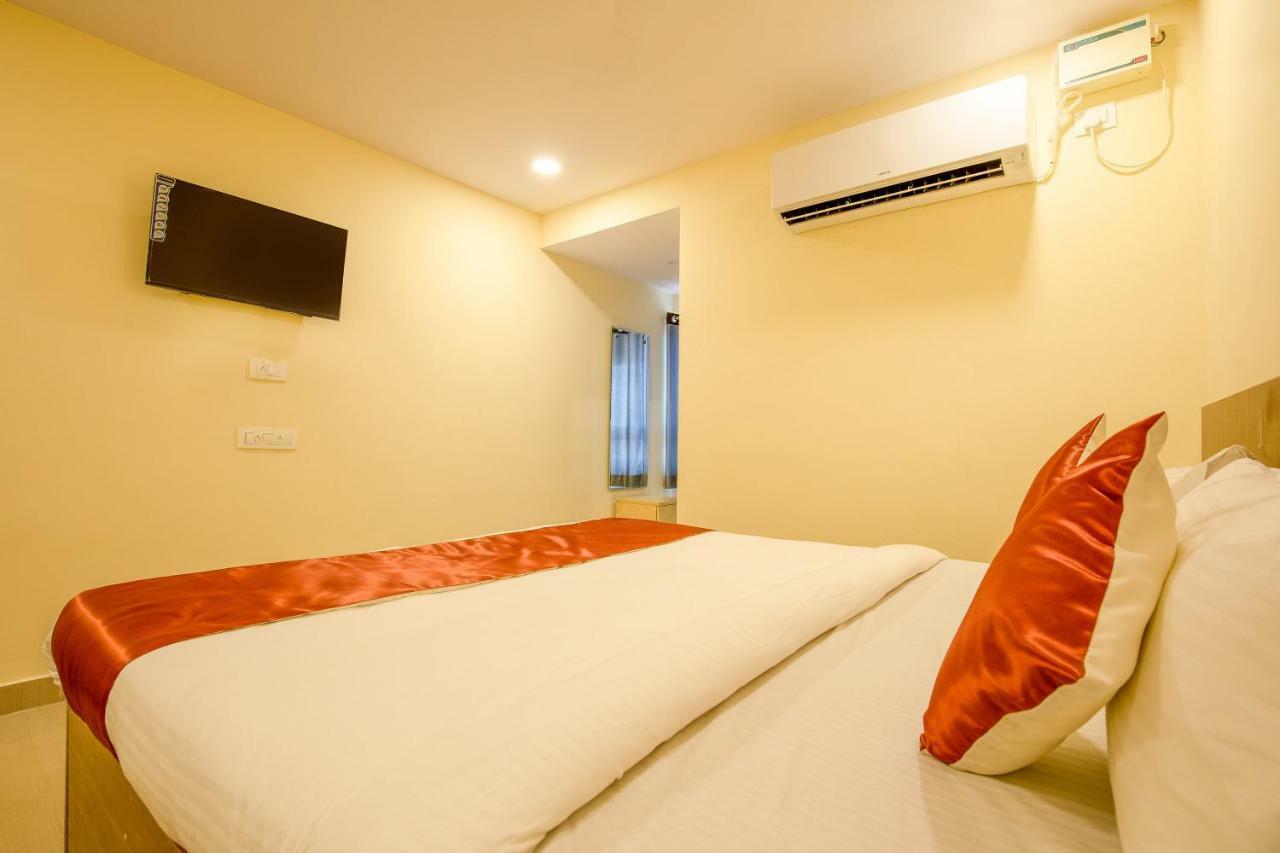 היידראבד Oyo 13494 Hotel Nakshatra Inn מראה חיצוני תמונה