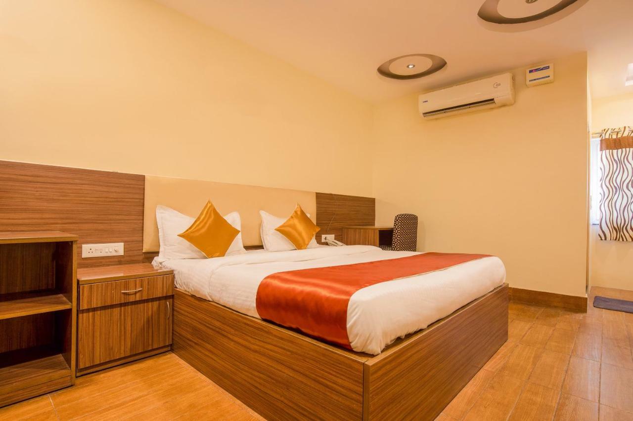היידראבד Oyo 13494 Hotel Nakshatra Inn מראה חיצוני תמונה