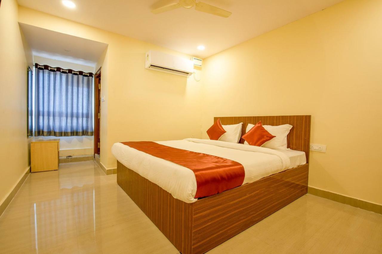 היידראבד Oyo 13494 Hotel Nakshatra Inn מראה חיצוני תמונה