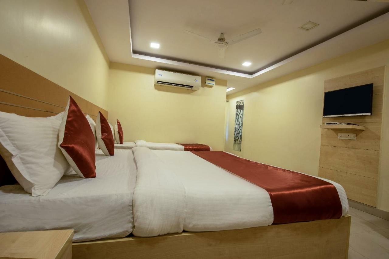 היידראבד Oyo 13494 Hotel Nakshatra Inn מראה חיצוני תמונה